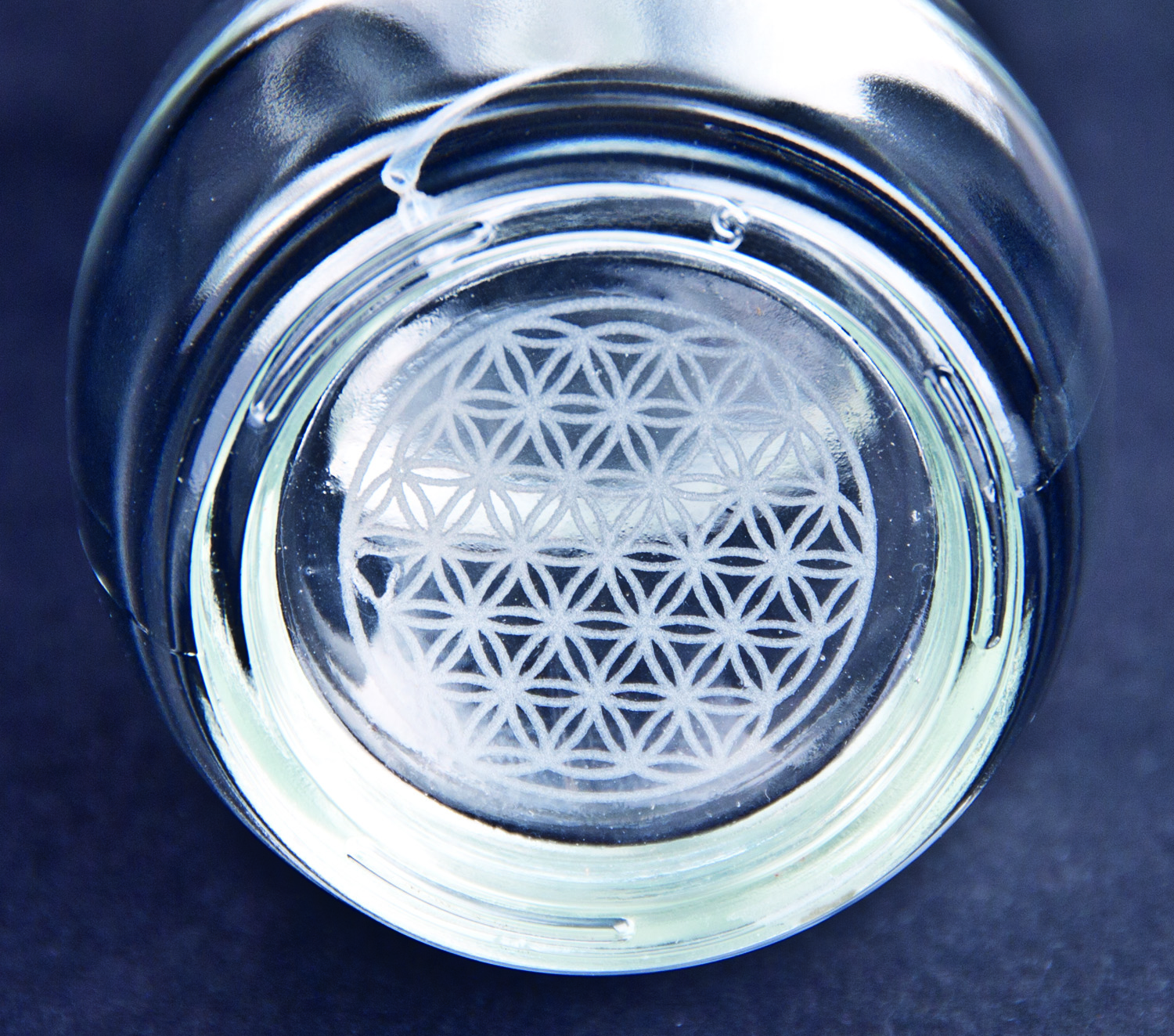 Wasser-Zerstäuber mit Blume des Lebens
